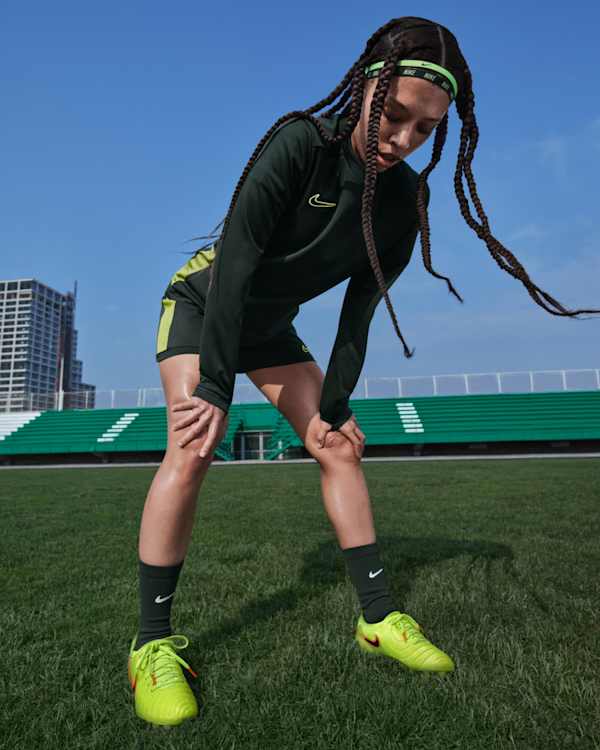 Unwrap Sport, Nike gift guide, slide 4 of 6