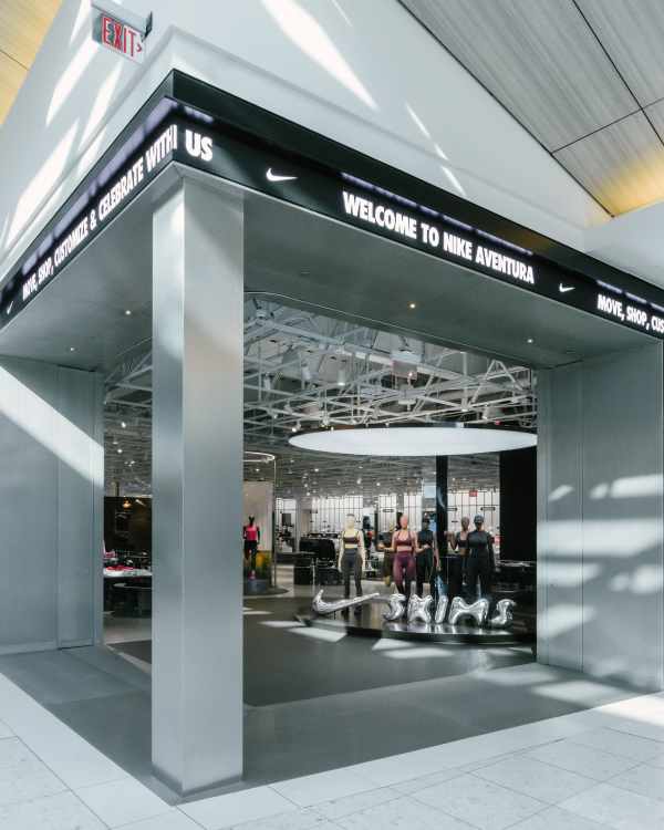 Te presentamos NikeSKIMS. Body Obsessed.