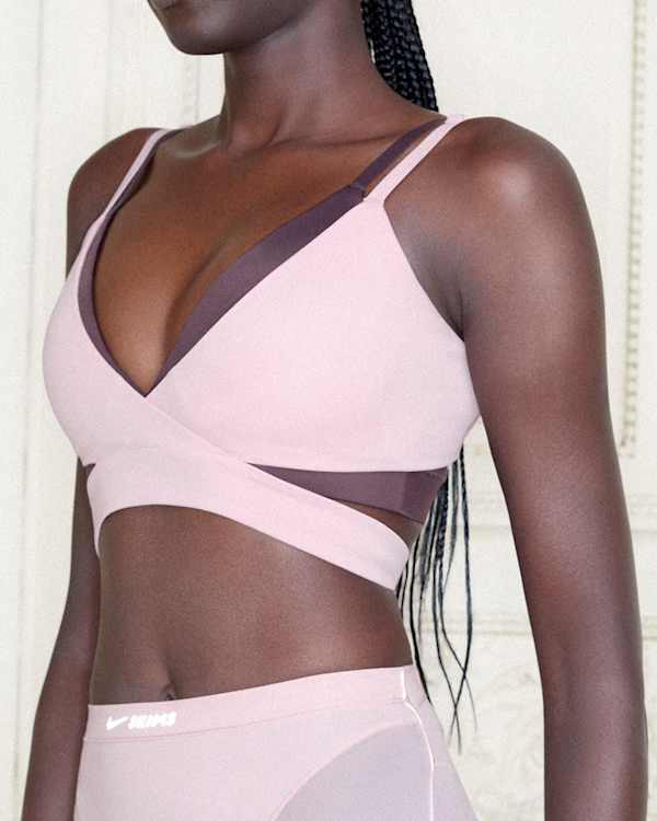 Voici NikeSKIMS. Body Obsessed., slide 1 of 6