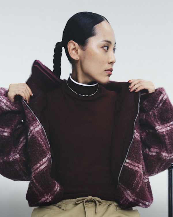 New & Featured, 여성 신발, 의류 및 액세서리, slide 2 of 3