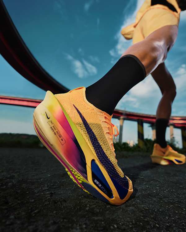 나이키 러닝 신발, 의류 및 액세서리, slide 2 of 3