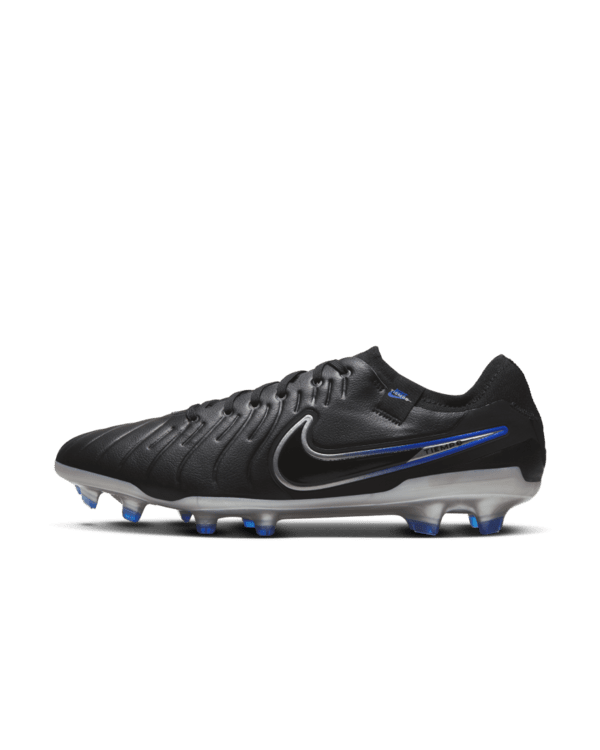 Football Shoe Guide, slide 2 of 4