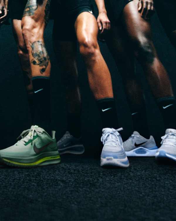 나이키 러닝 신발, 의류 및 액세서리, slide 3 of 3