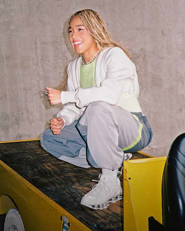 Shop the Look, Gear Up. Nike.com, slide 4 of 6