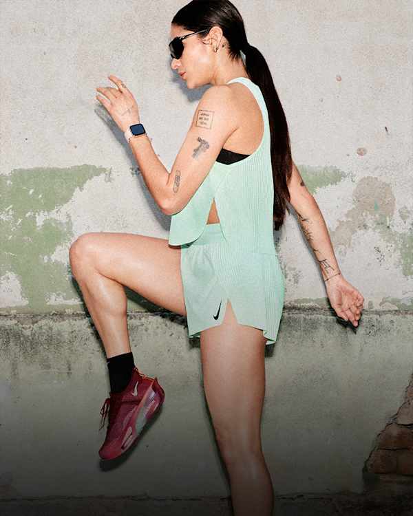 나이키 러닝 신발, 의류 및 액세서리, slide 2 of 3