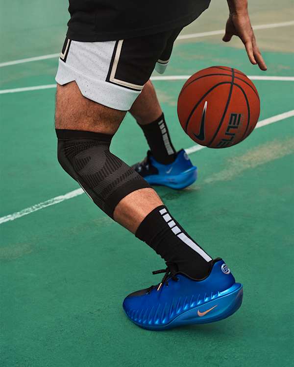 Trending Now, Nike. Just Do It, slide 3 of 5