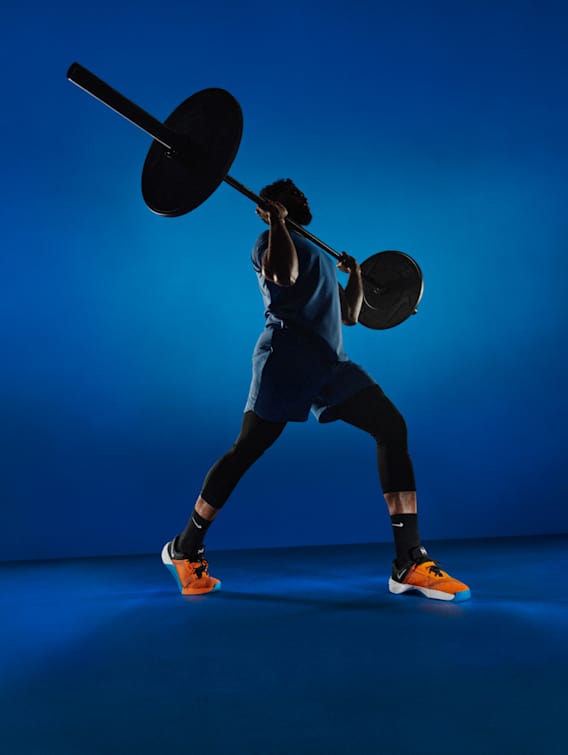 Nike 男用鞋款、服裝與配件