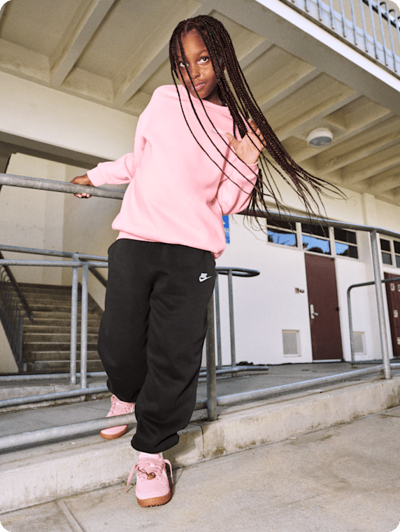 Nike Back To School | Shop Black Sneakers