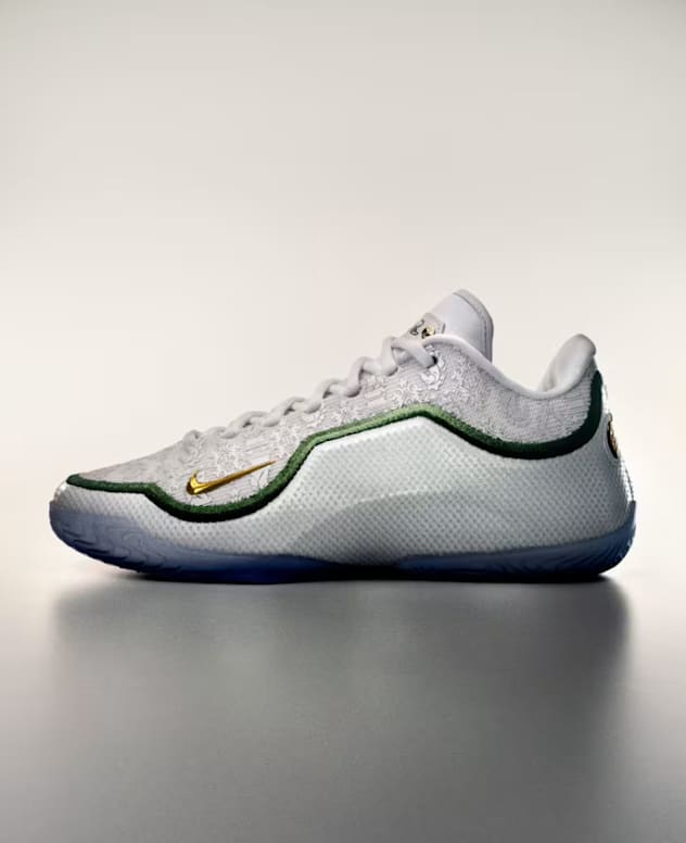 รองเท้า เสื้อผ้า และอุปกรณ์เสริม สำหรับบุรุษ