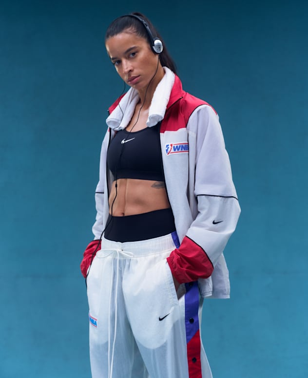 Trending, Nike. Just Do It, slide 2 of 5