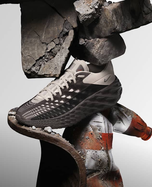 กำลังฮิต, ร้านค้าอย่างเป็นทางการของ Nike, slide 2 of 5