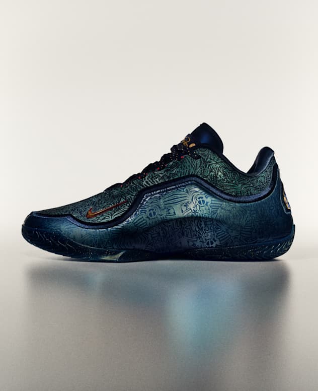 Featured, Men's Shoes, Clothing & Accessories, slide 1 of 3