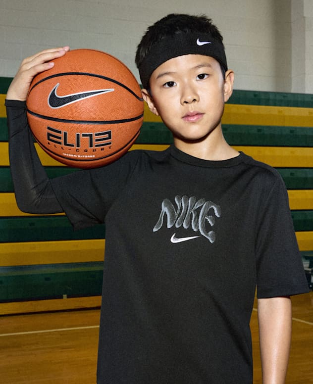 กำลังฮิต, ร้านค้าอย่างเป็นทางการของ Nike, slide 3 of 5