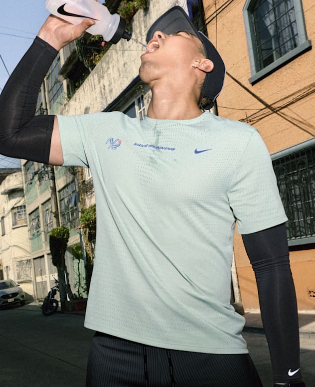 Trending, Nike. Just Do It, slide 2 of 3