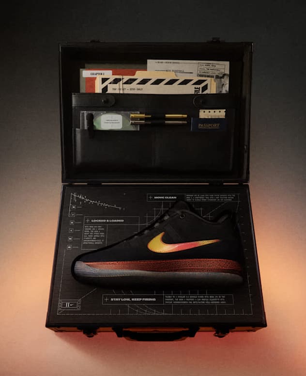 รองเท้า เสื้อผ้า และอุปกรณ์เสริม สำหรับบุรุษ