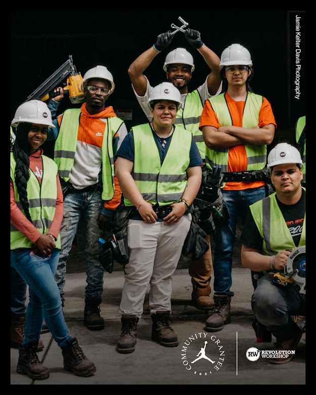 JUSTICIA ECONÓMICA, El compromiso de la comunidad negra de la marca Jordan, slide 4 of 6