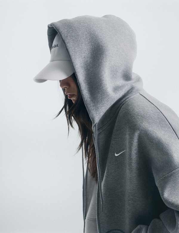 Nike. Just Do It, slide 3 of 4
