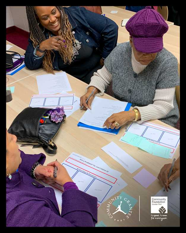 EDUCACIÓN Y CONCIENTIZACIÓN, El compromiso de la comunidad negra de la marca Jordan, slide 4 of 8