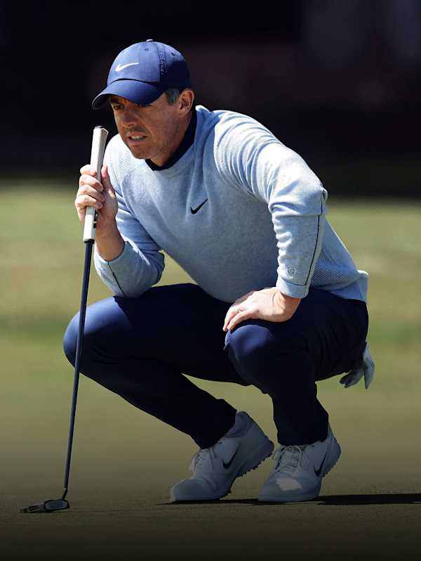 Nike Golf, slide 3 of 4