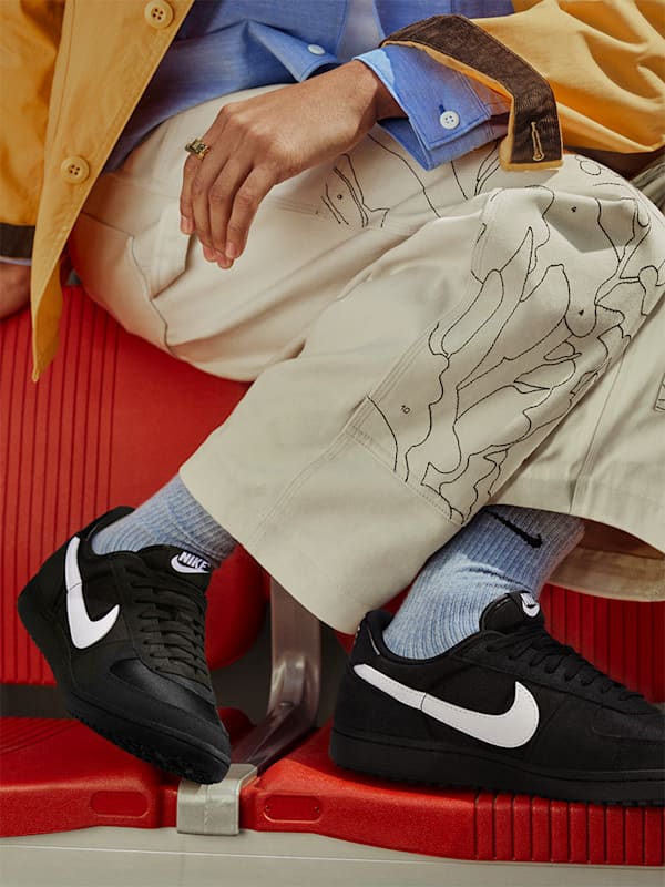 Nike Sportswear (NSW)