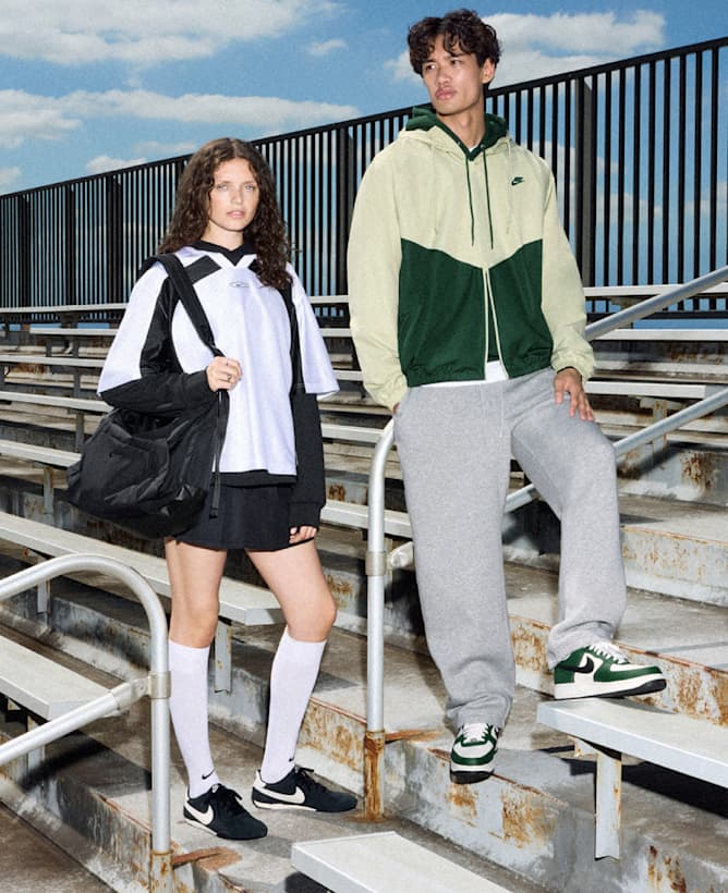 กำลังฮิต, ร้านค้าอย่างเป็นทางการของ Nike, slide 1 of 6