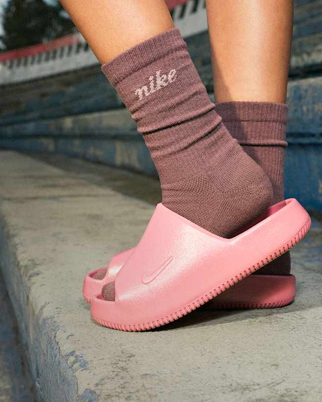 Summer Essentials, Nike Teens: Your home of the latest fashion, inspiration and real feelings , slide 2 of 6