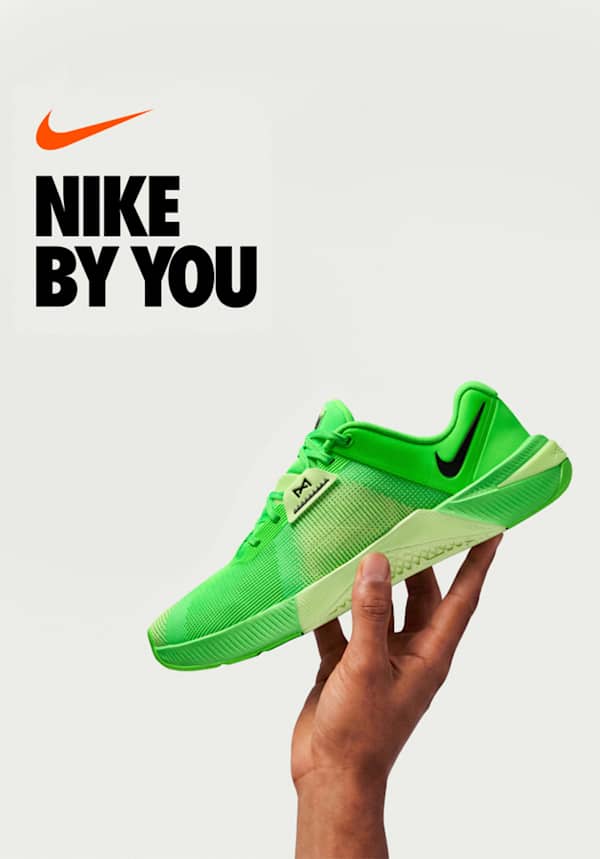 Complementa tu estilo, Sitio web oficial de Nike, slide 3 of 3