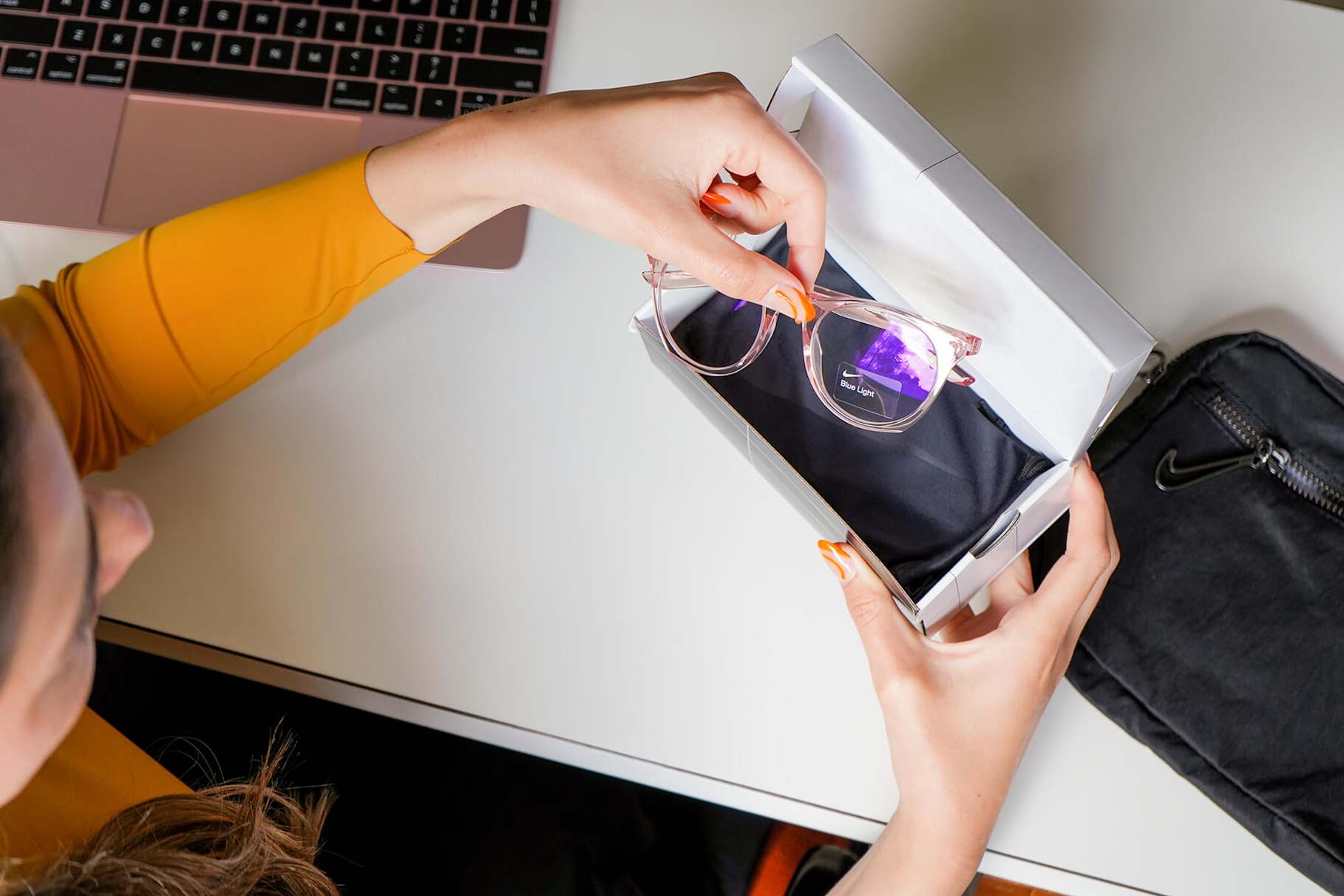 3 avantages potentiels des lunettes anti-lumière bleue