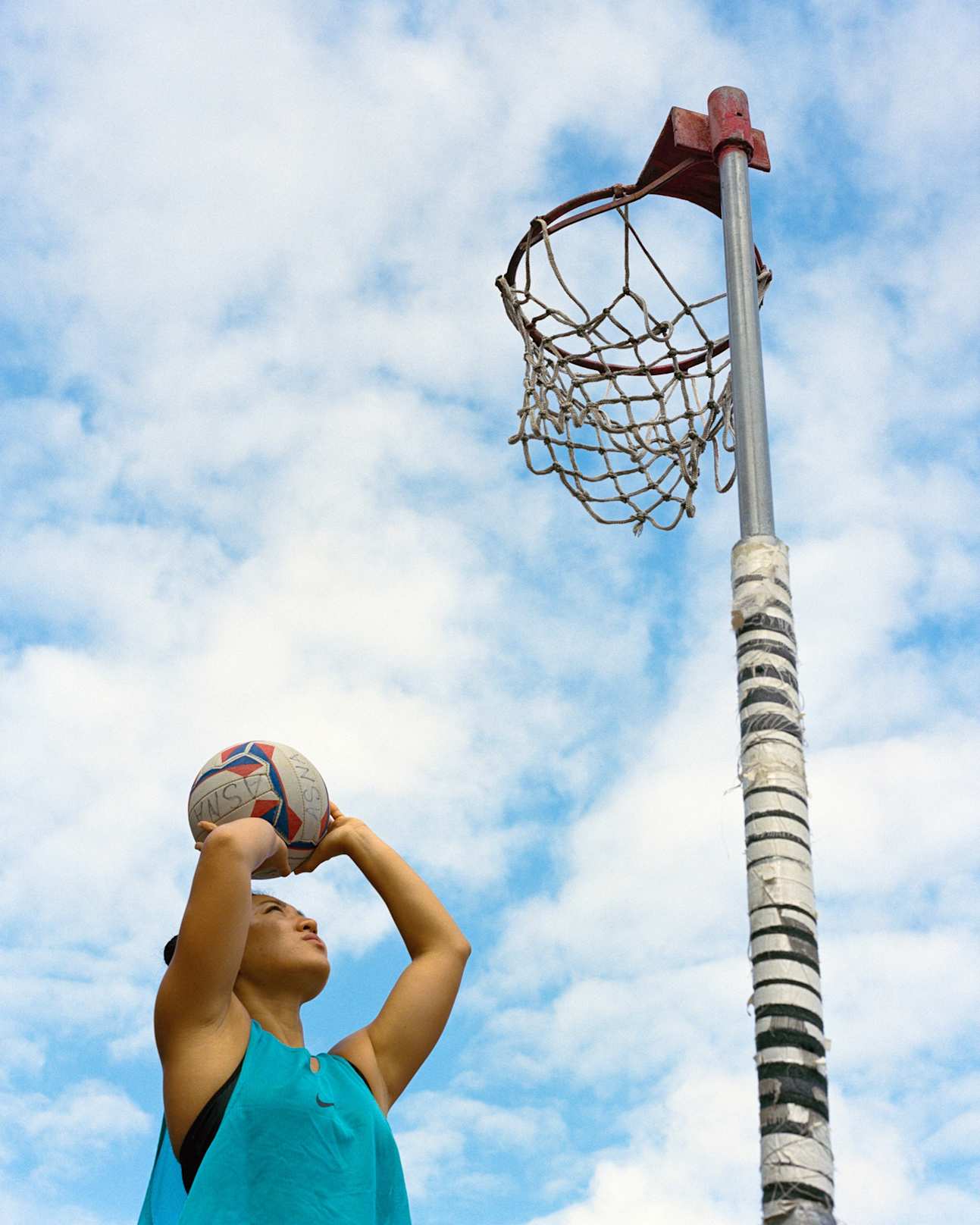 Snapshots: Finding Community through Netball with Maggi Gao 