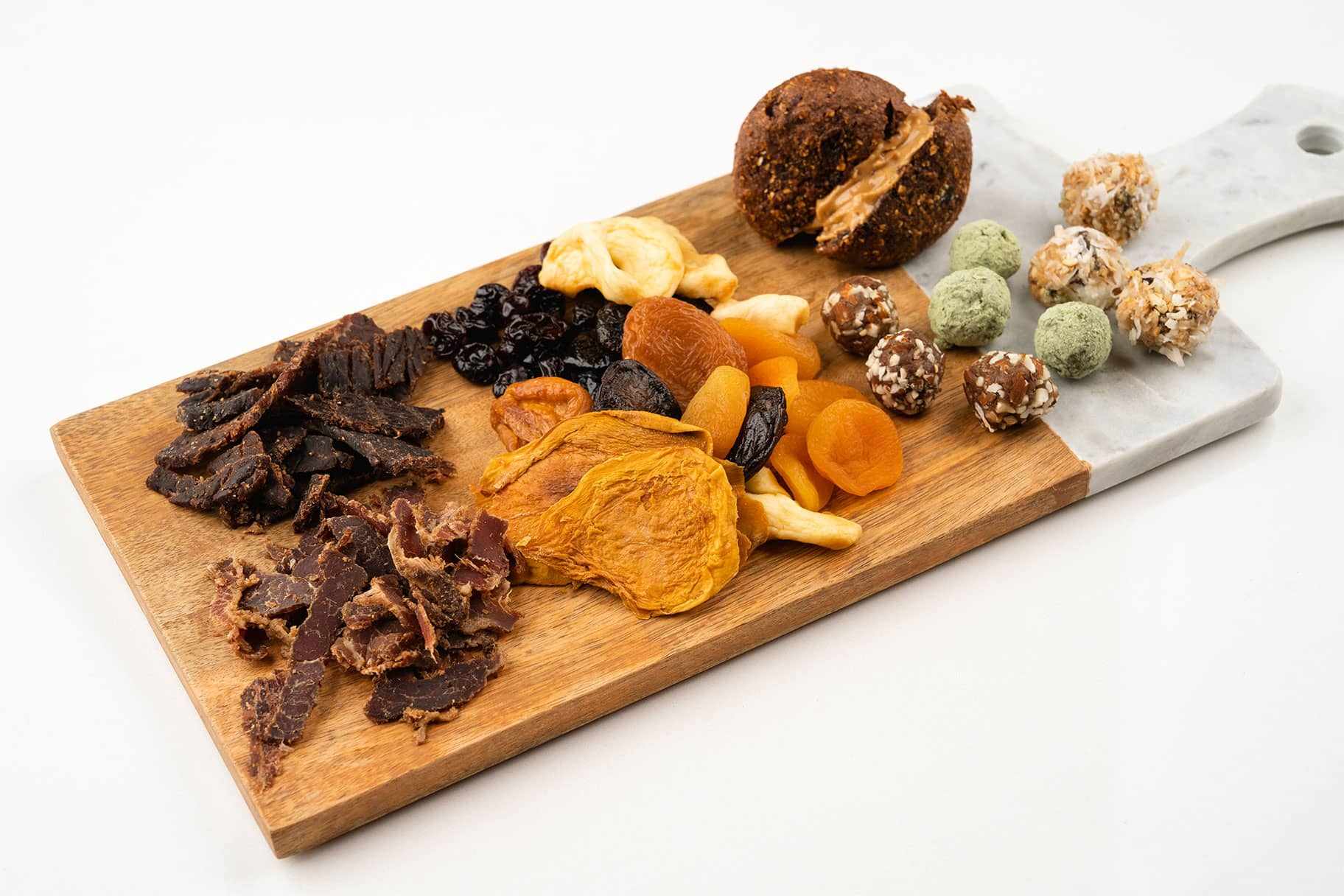 4 Hiking Snacks to Take On Your Next Adventure 