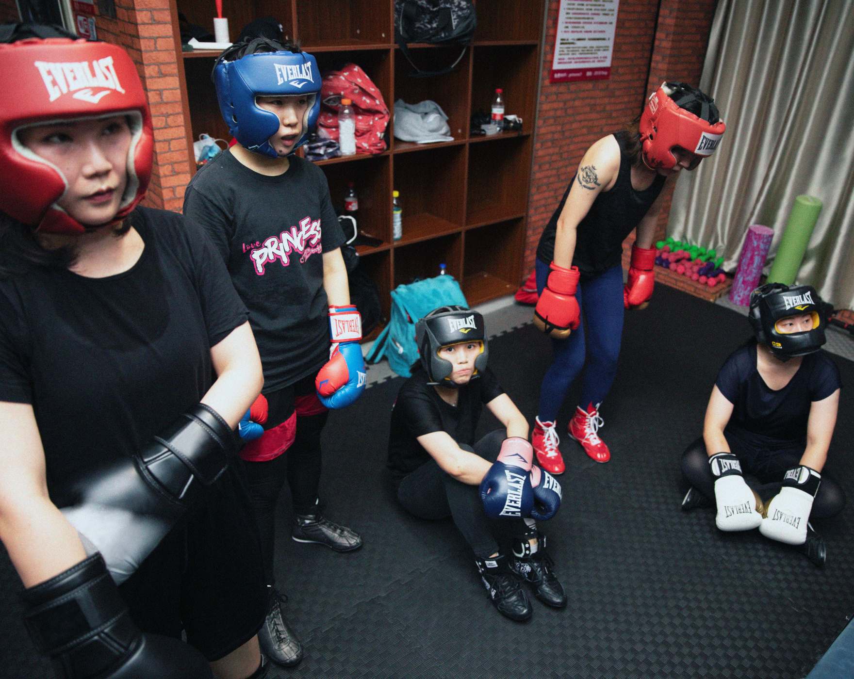 En bonne compagnie : ennemies sur le ring, amies en dehors