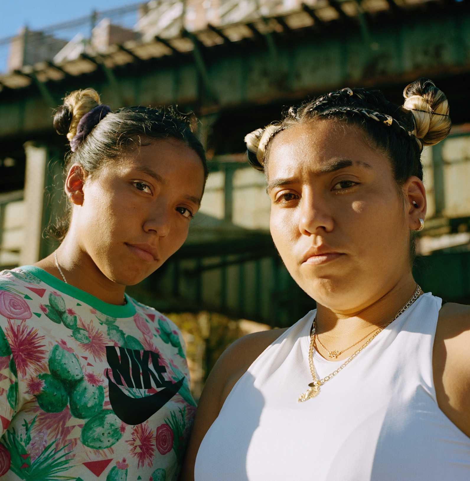 Snapshots: Dominating Handball with the Garate Twins 