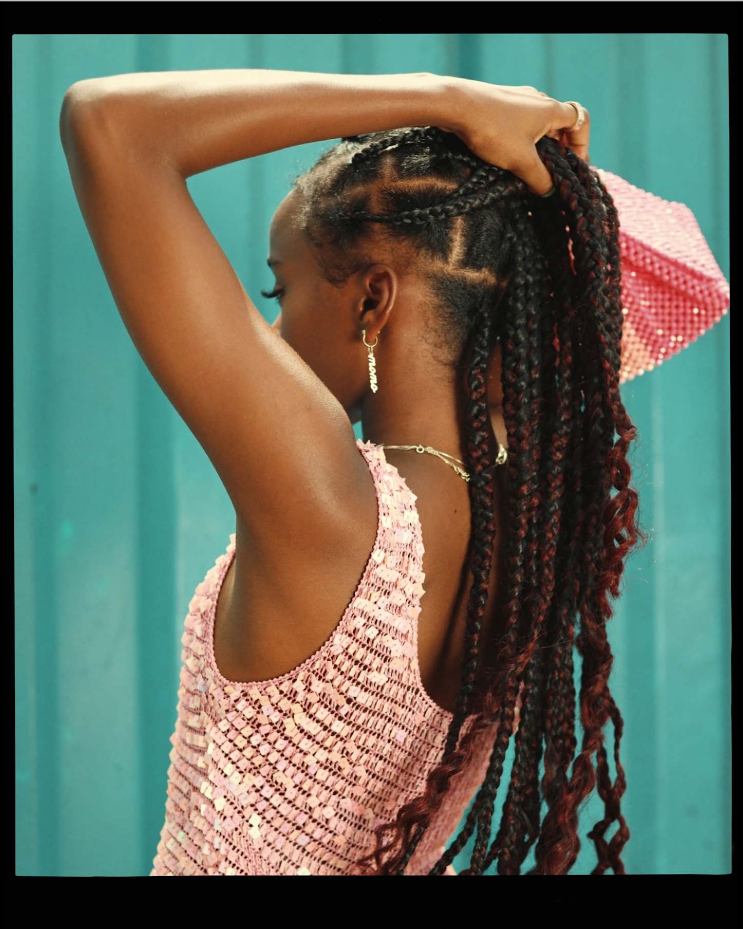 Au-delà de la coupe : Momo Hassan-Odukale redéfinit la mode nigériane