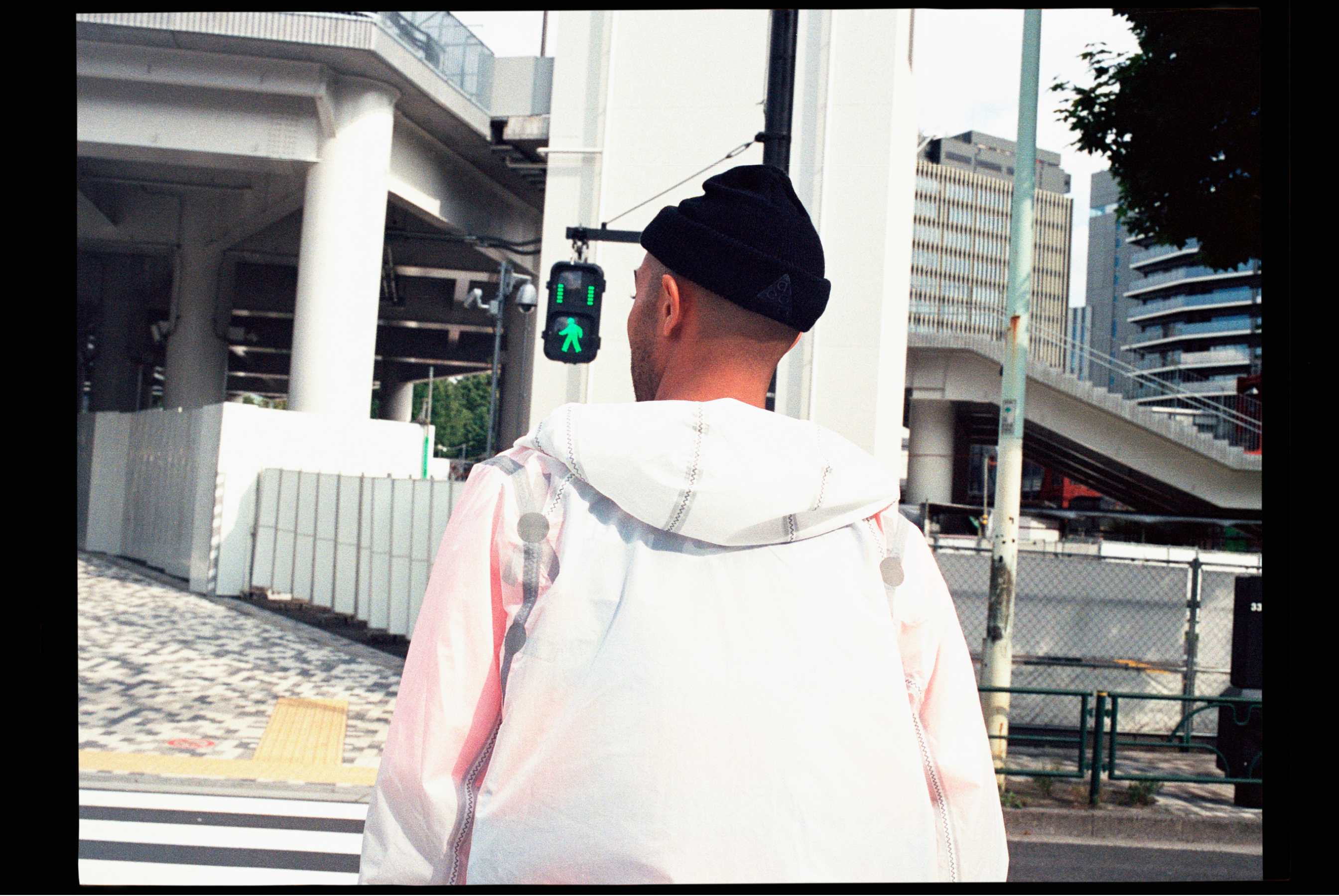 Au-delà de la coupe : Lono Brazil III libère sa créativité en courant