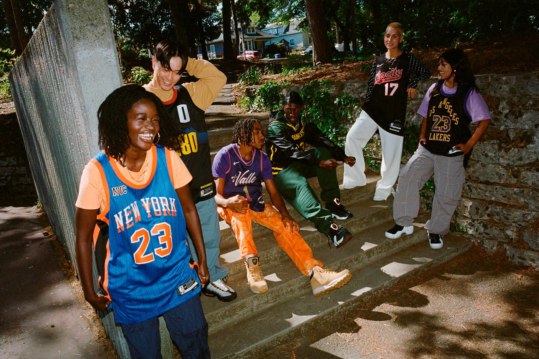 Outfit Ideas: What to Wear to a Basketball Game