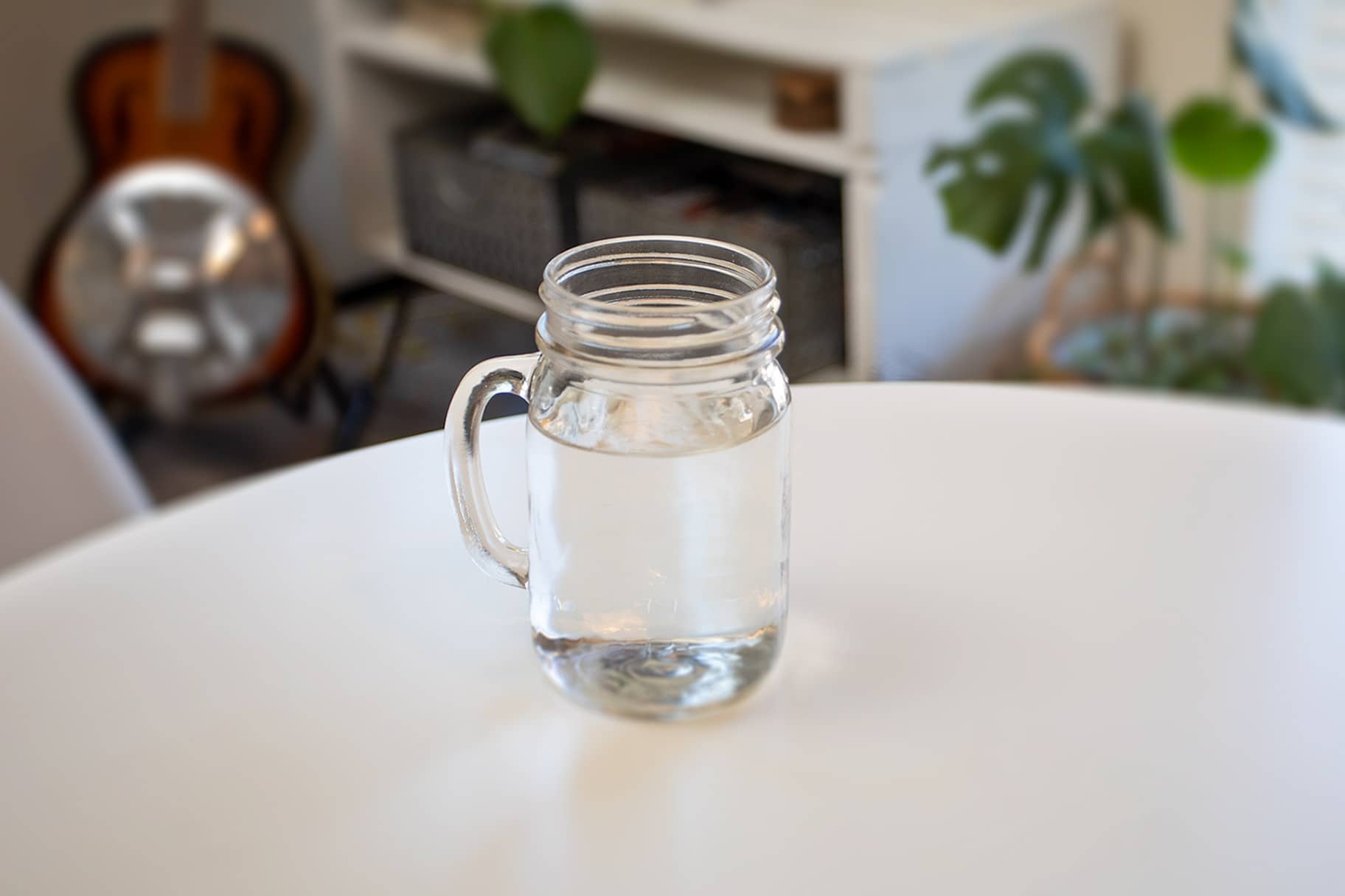 Quelle quantité d'eau dois-je boire par chaque jour ?