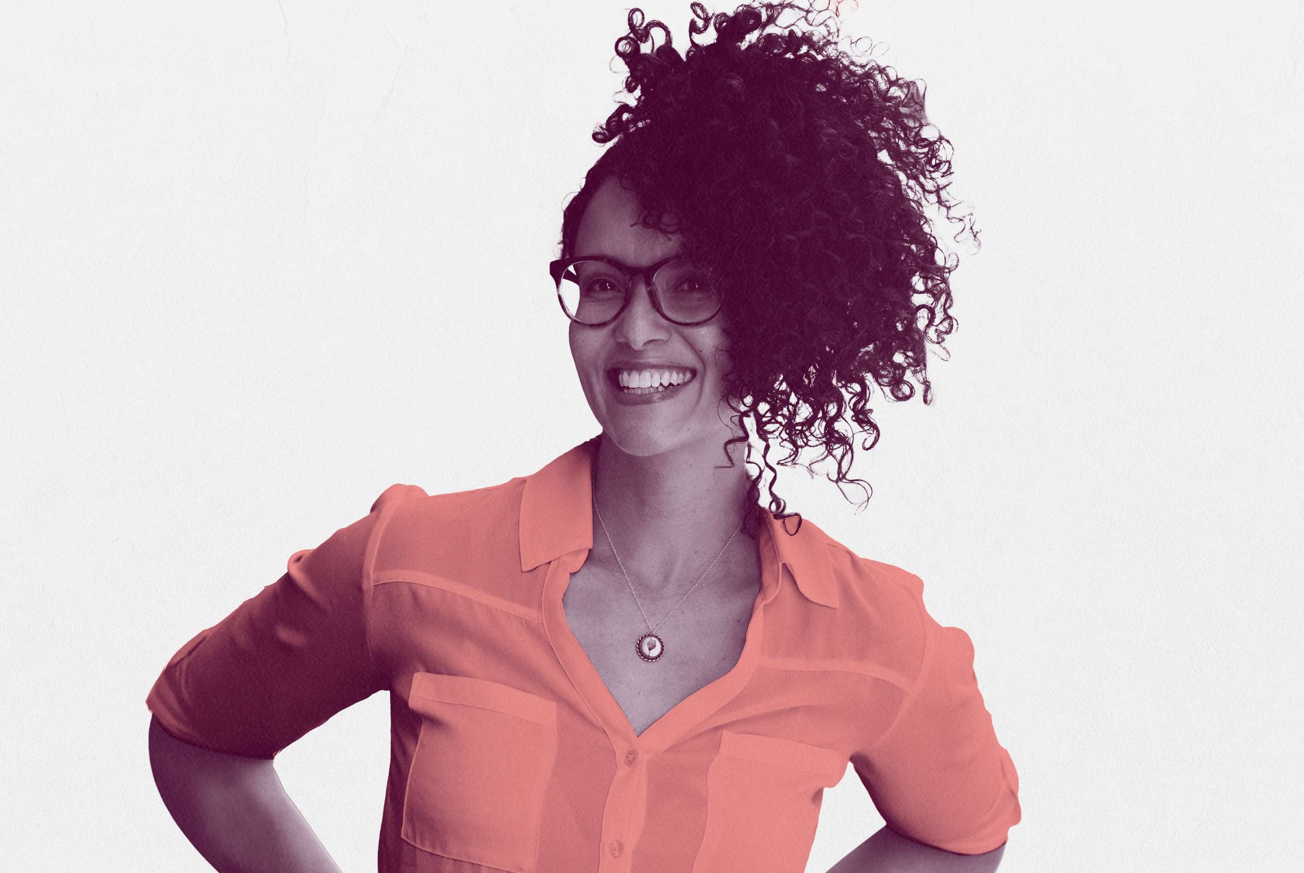 How to Defend Yourself While Traveling Alone, According to Nicole Snell