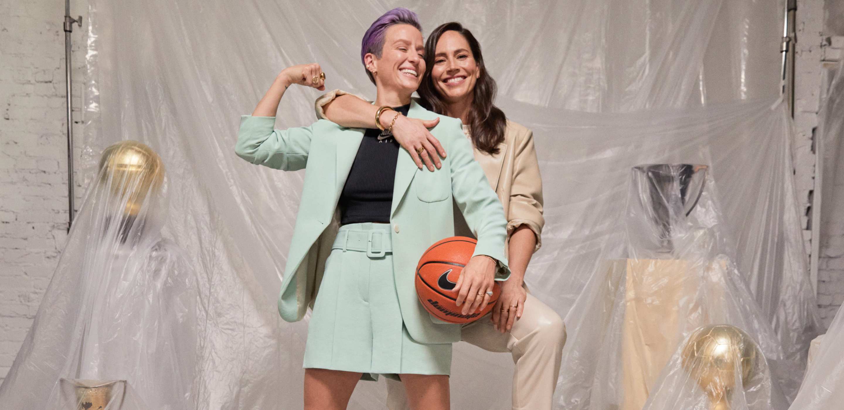 Νέες νικήτριες: Megan Rapinoe και Sue Bird.