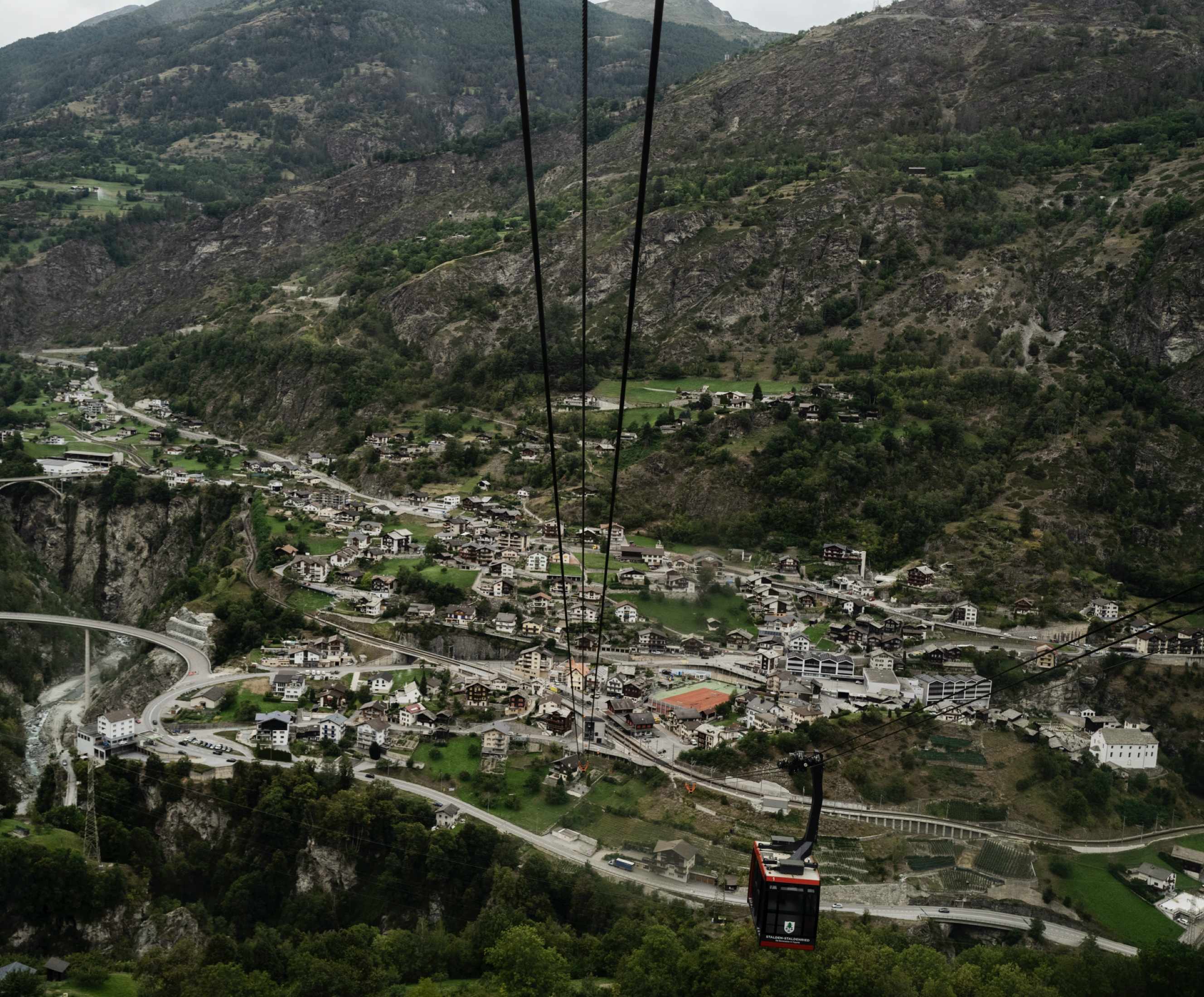 Voetbal op het hoogste niveau in de Zwitserse Alpen
