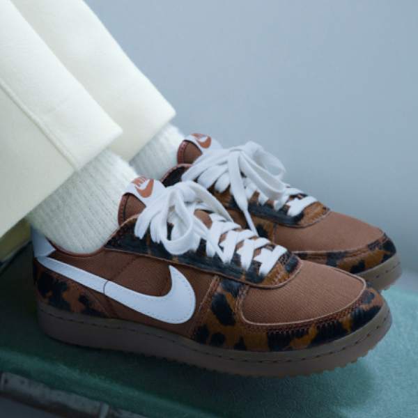 Women's Shoes, Clothing & Accessories