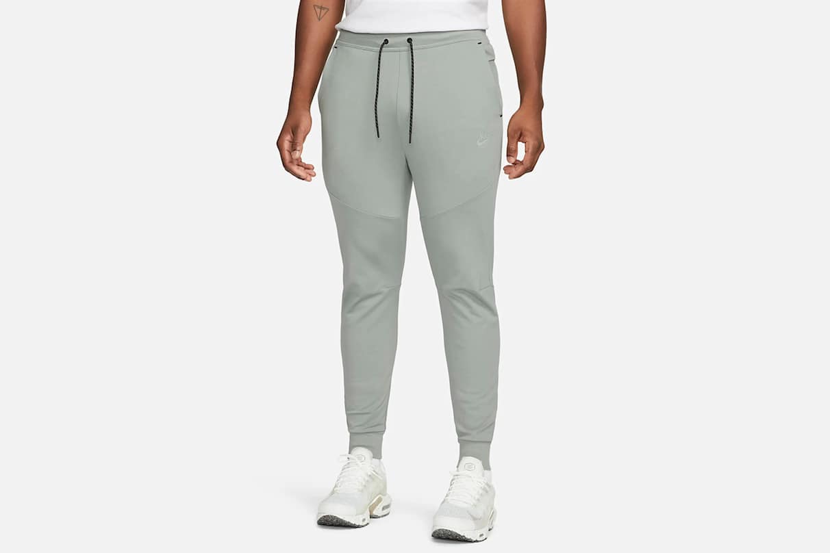 Keep your backpack light with these essentials from Nike