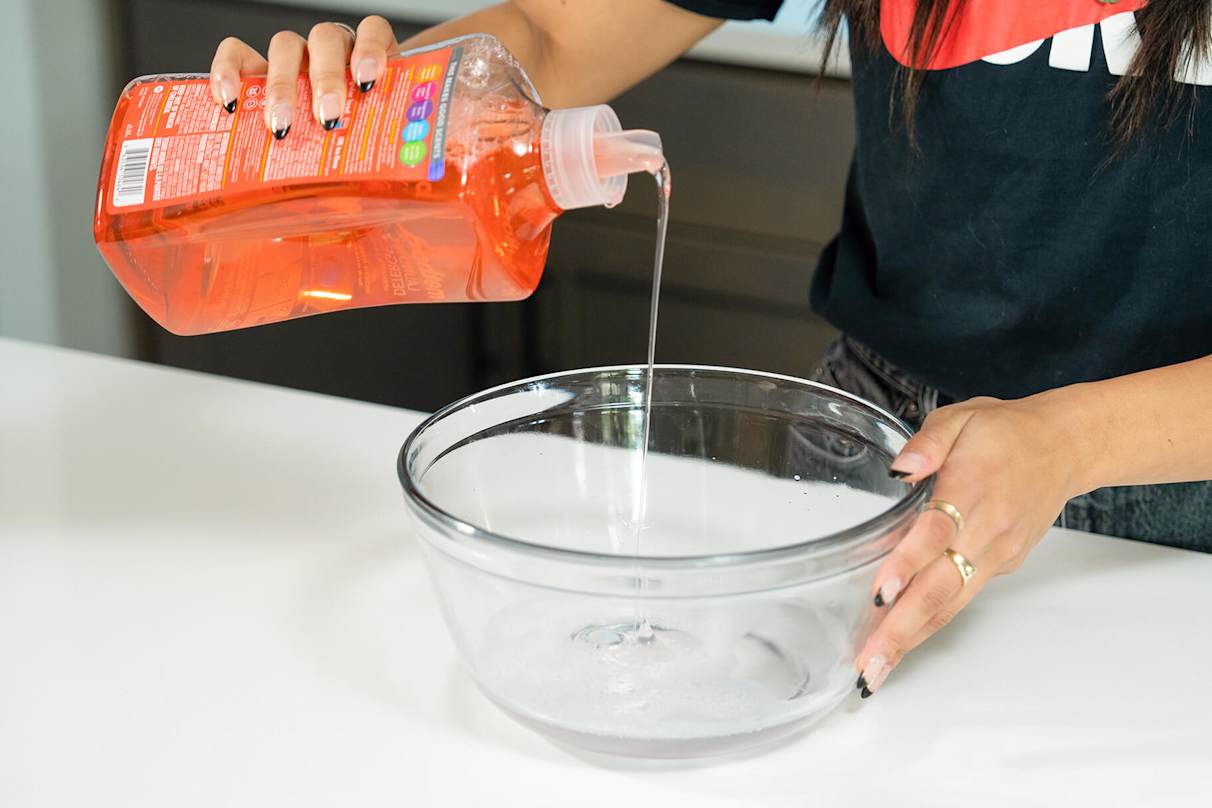 How to Clean Your Shoes in 6 Easy Steps