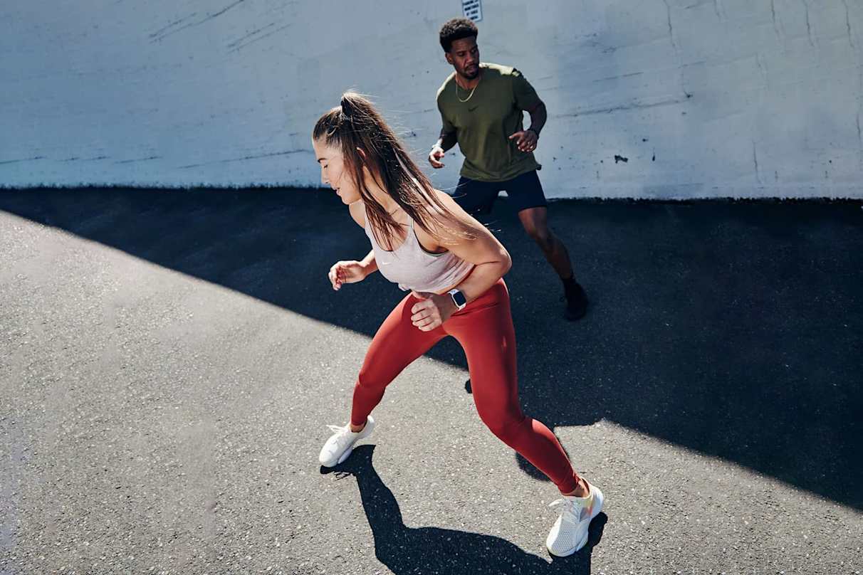 10 entraînements cardio faciles à la maison, sans équipement