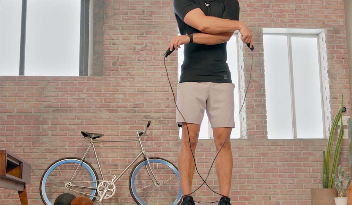 6 Ways to Use a Jump Rope
