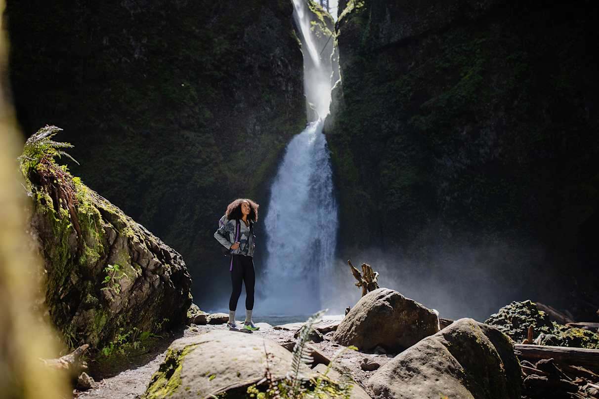 Hiking Checklist: Essentials to Bring on the Trail