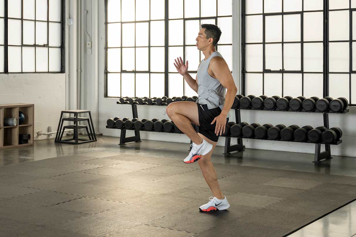 Six exercices pour les mollets que les physiothérapeutes recommandent de faire chaque semaine