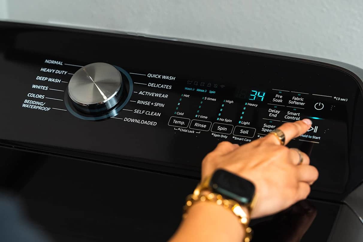 6つの簡単な手順でベースボールパンツをきれいにする方法