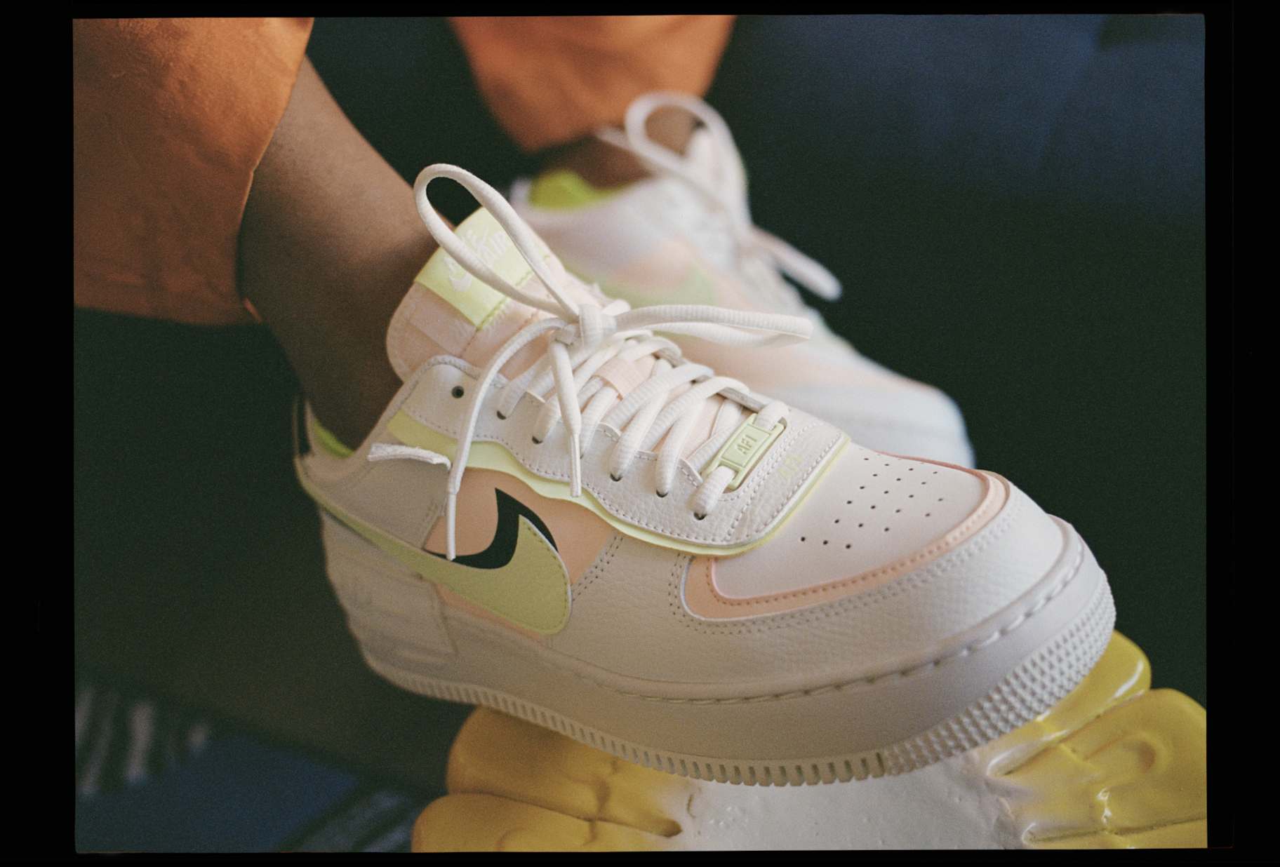 A fittségen túl: Lillian Ahenkan (becenevén „@FlexMami”) saját magának öltözik