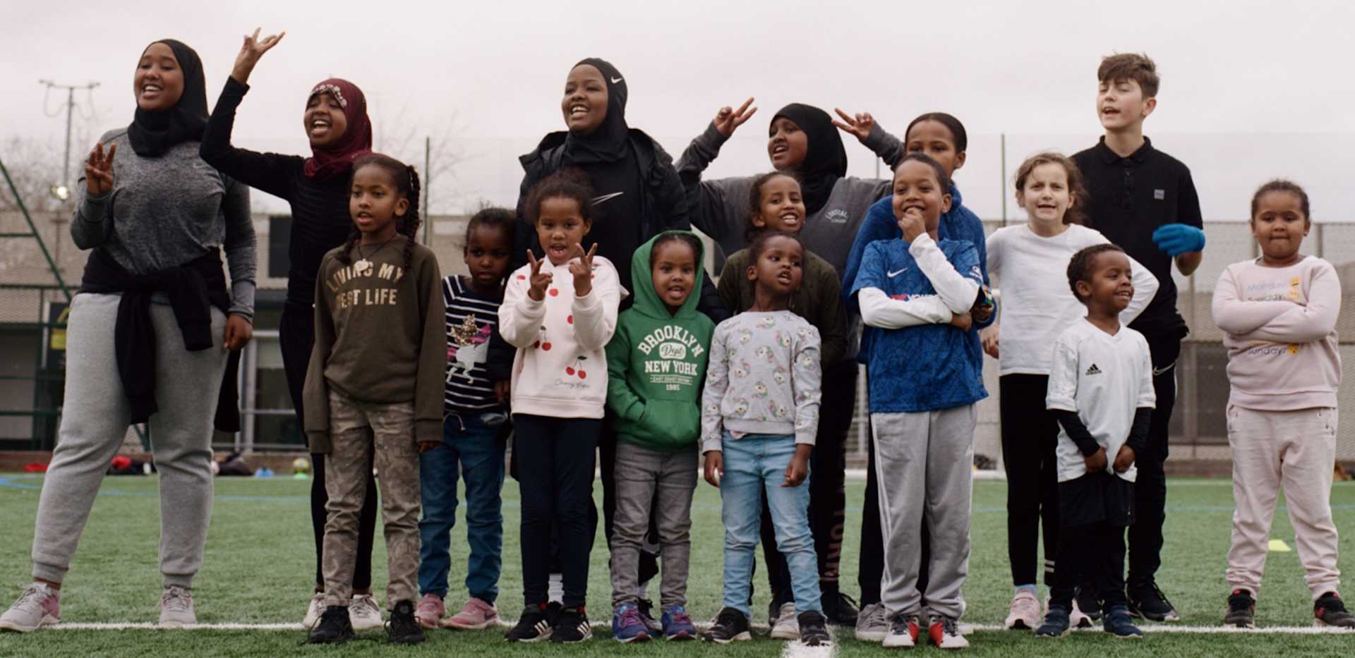 พบกับ Jawahir ‘JJ’ Roble กรรมการตัดสินคนแรกที่ใส่ฮิญาบของสหราชอาณาจักร