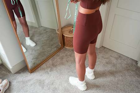 Comment mesurer sa taille de pantalon Nike pour femme